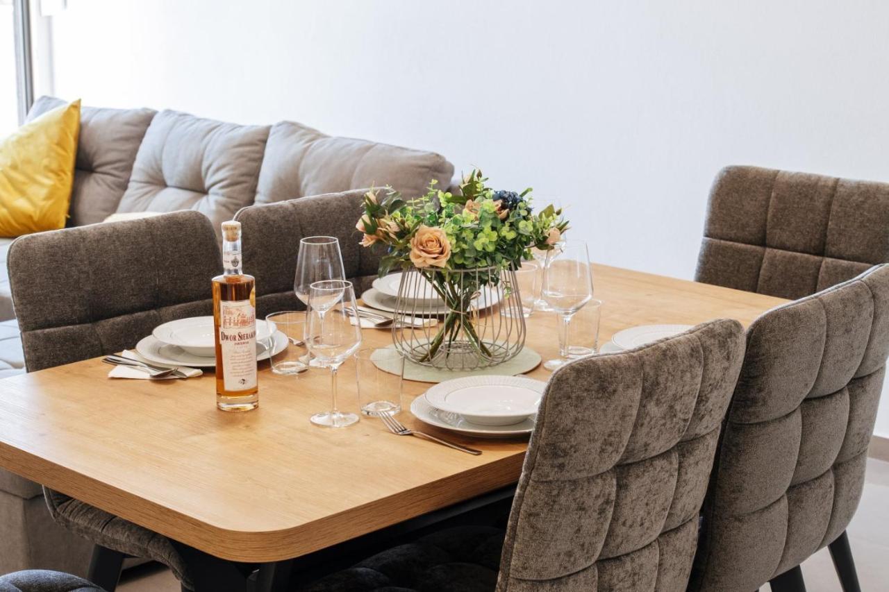 Crowonder Sun Dance Apartments With Heated Swimming Pool Seaview And Garden スベティ・フィリップ・イ・ヤコブ エクステリア 写真