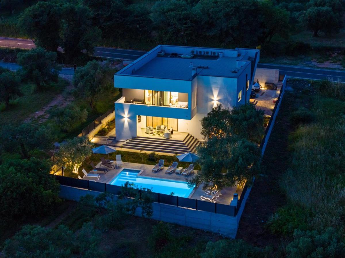 Crowonder Sun Dance Apartments With Heated Swimming Pool Seaview And Garden スベティ・フィリップ・イ・ヤコブ エクステリア 写真