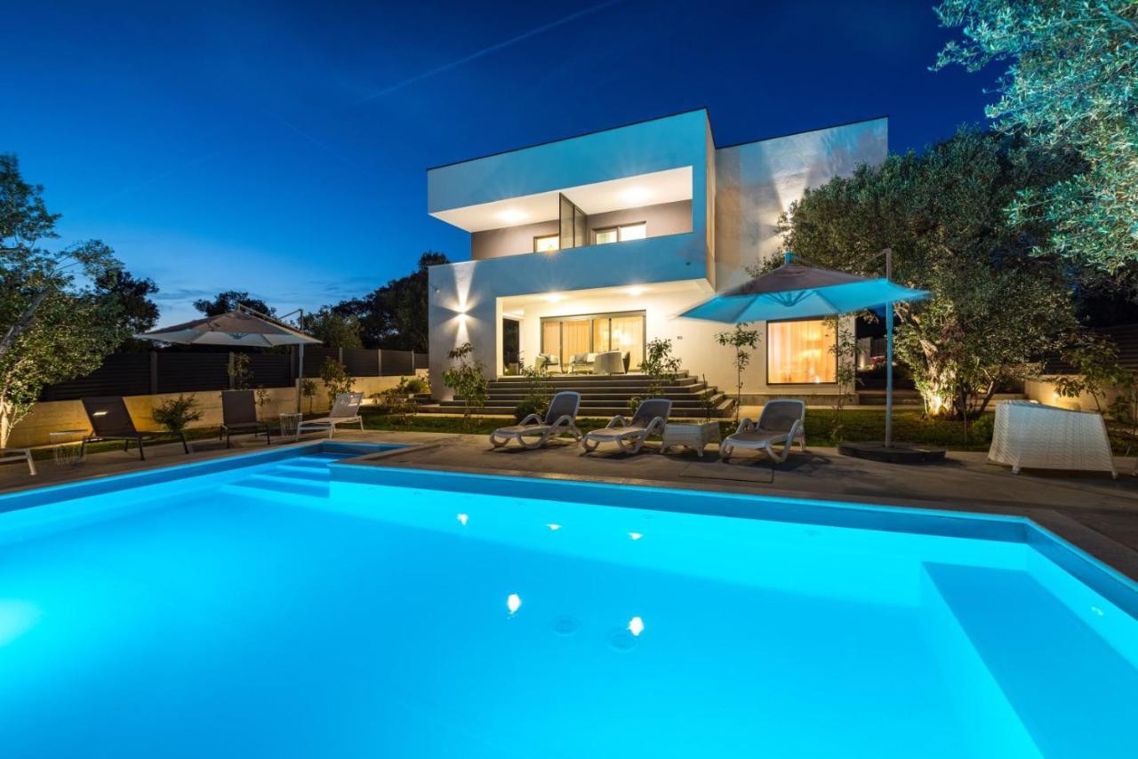 Crowonder Sun Dance Apartments With Heated Swimming Pool Seaview And Garden スベティ・フィリップ・イ・ヤコブ エクステリア 写真