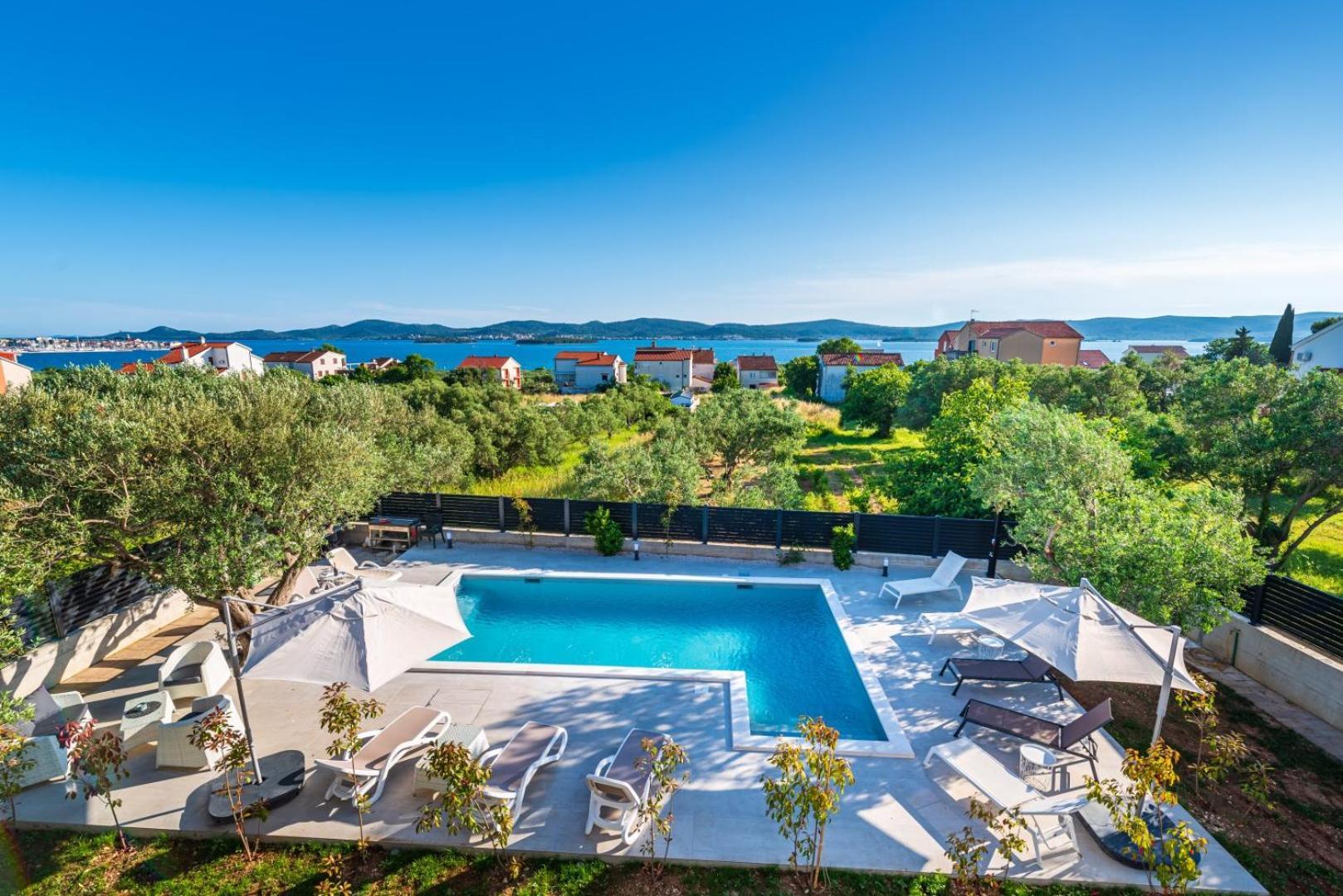 Crowonder Sun Dance Apartments With Heated Swimming Pool Seaview And Garden スベティ・フィリップ・イ・ヤコブ エクステリア 写真